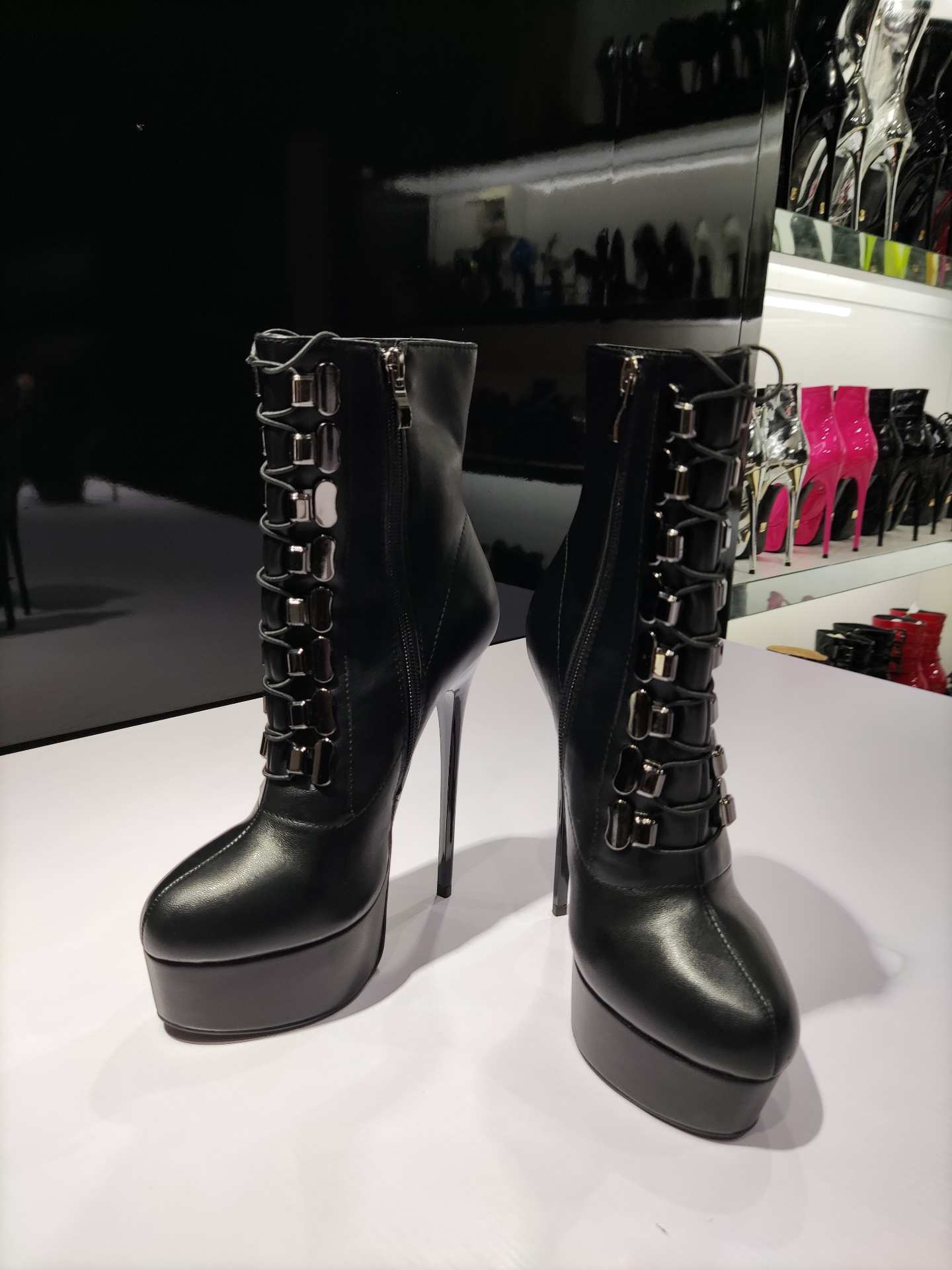 GALANA 1022 BLACK MATTE