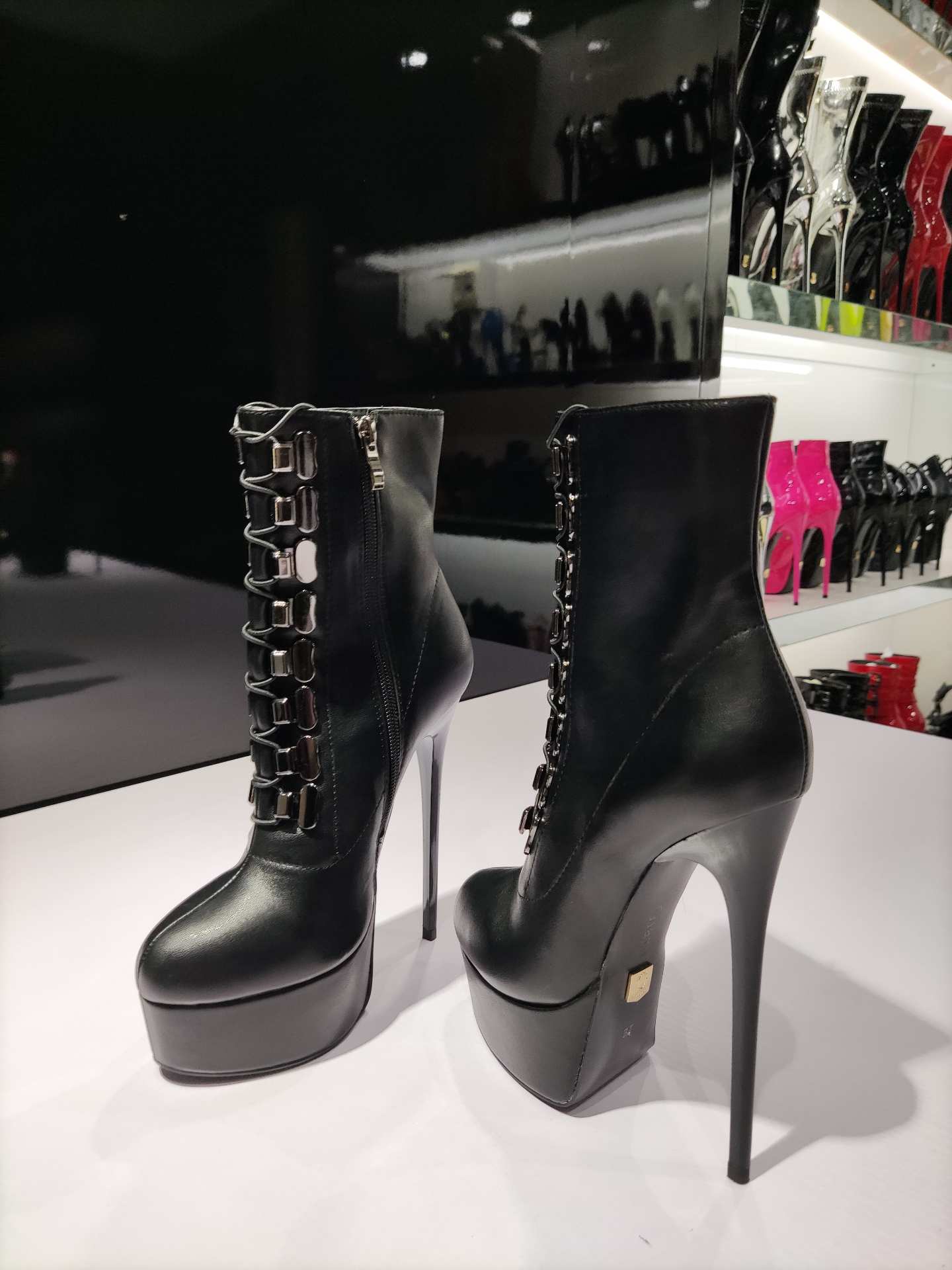 GALANA 1022 BLACK MATTE