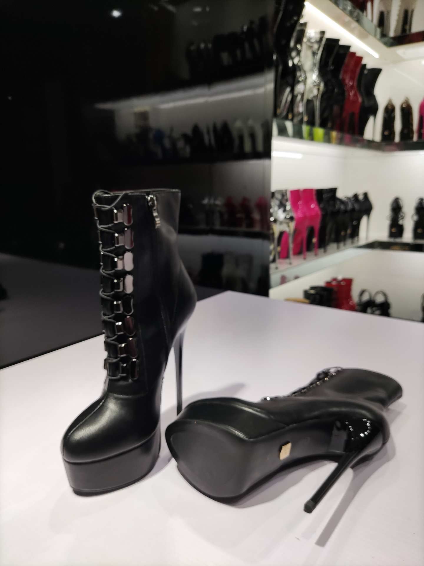 GALANA 1022 BLACK MATTE