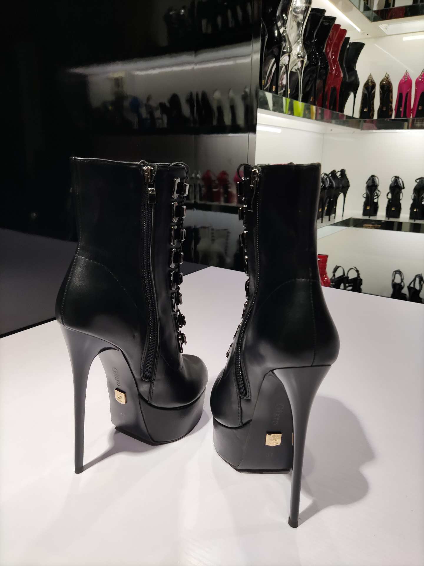 GALANA 1022 BLACK MATTE
