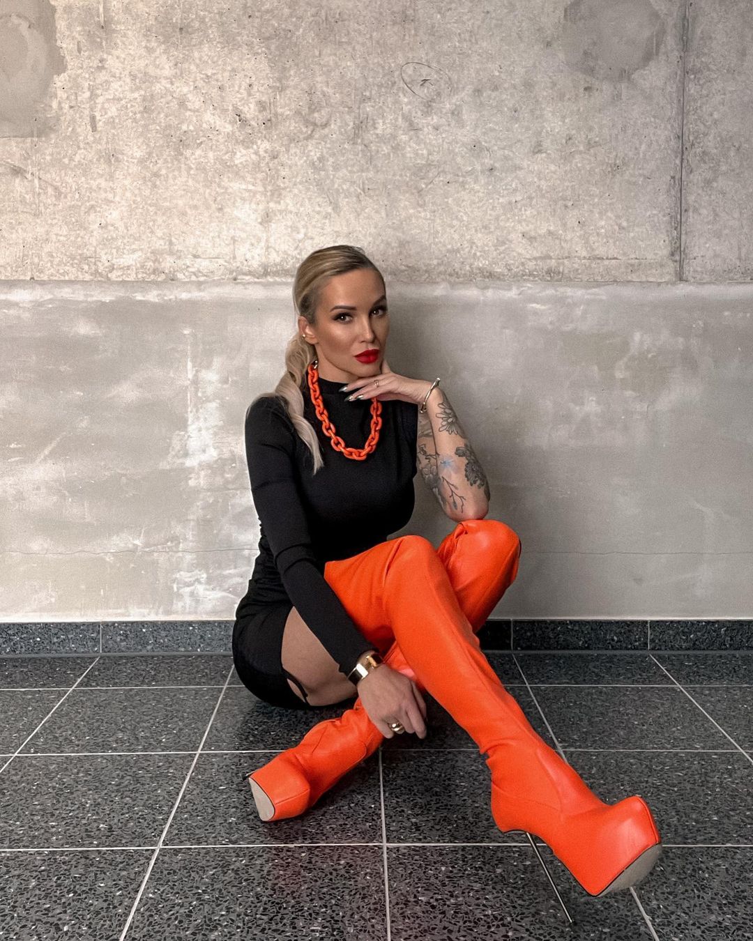 BRISA ORANGE MATTE