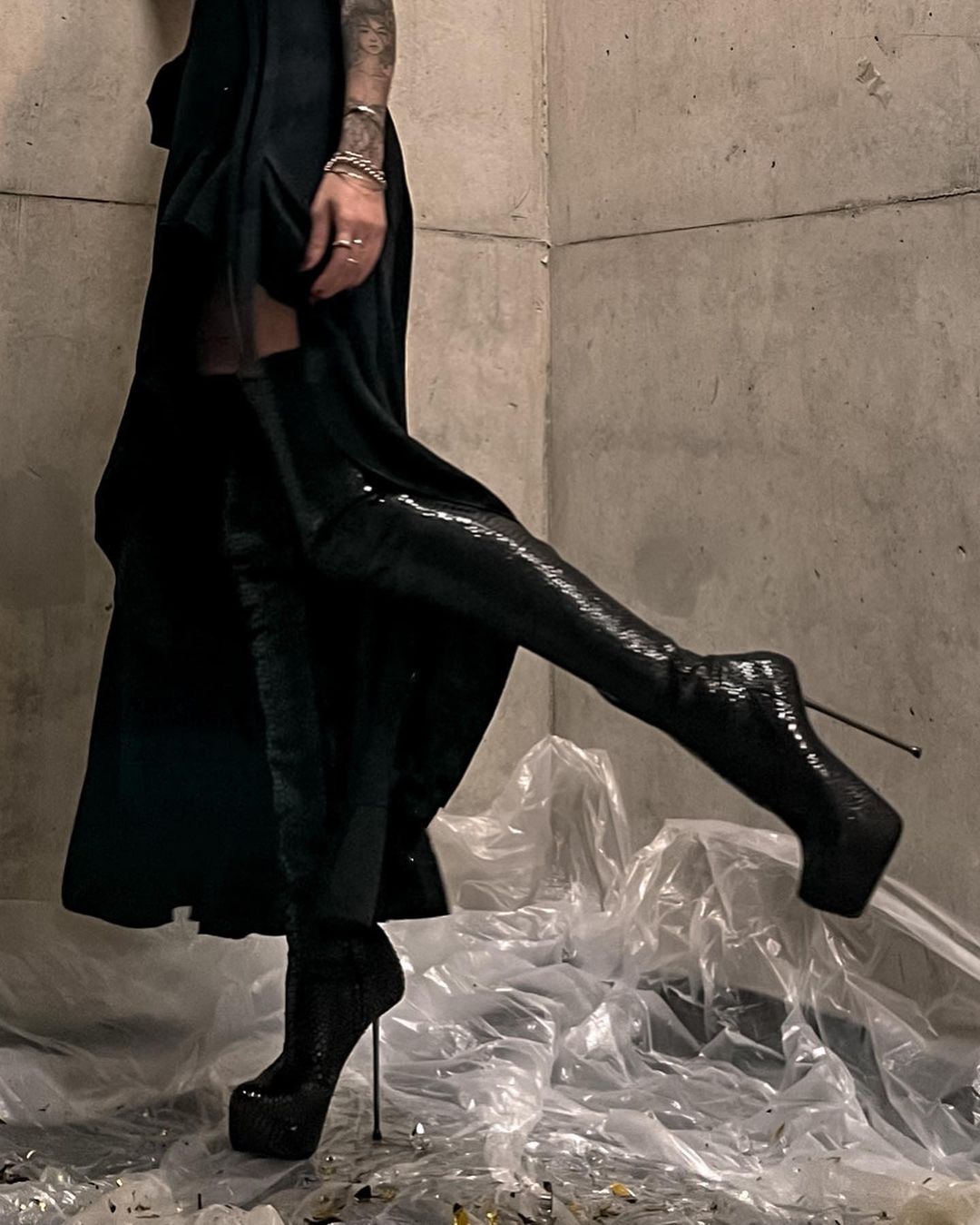 BRISA BLACK SNAKE