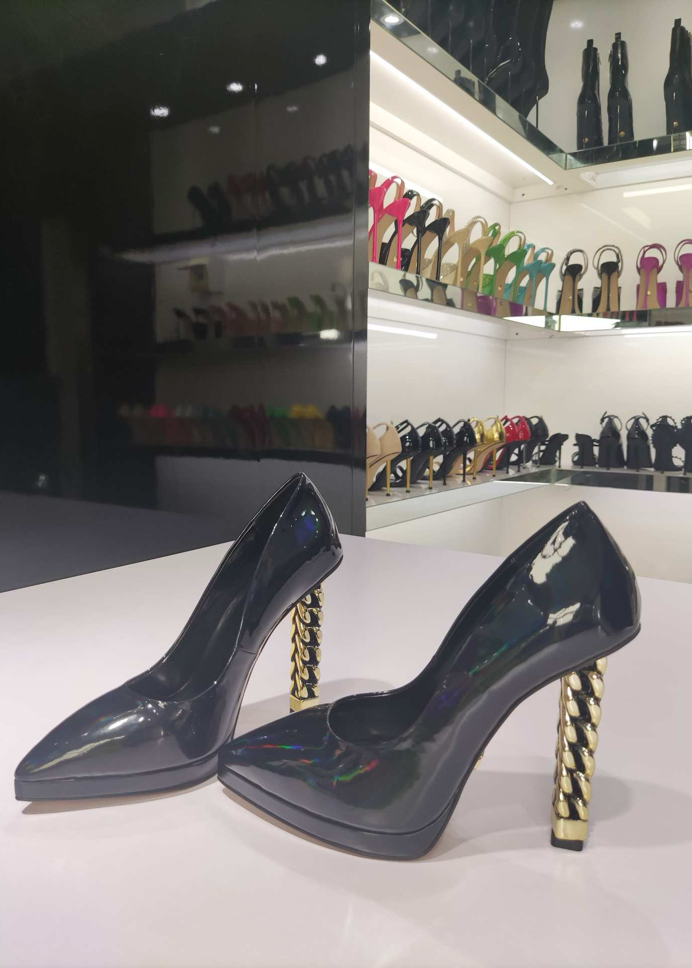 AMBROSE BLACK METALLIC
