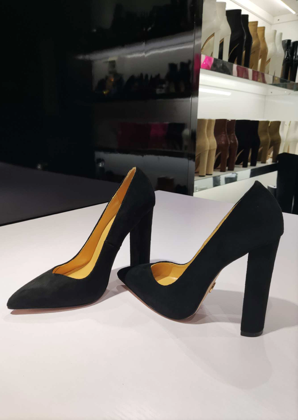 ALINA BLACK VELOUR