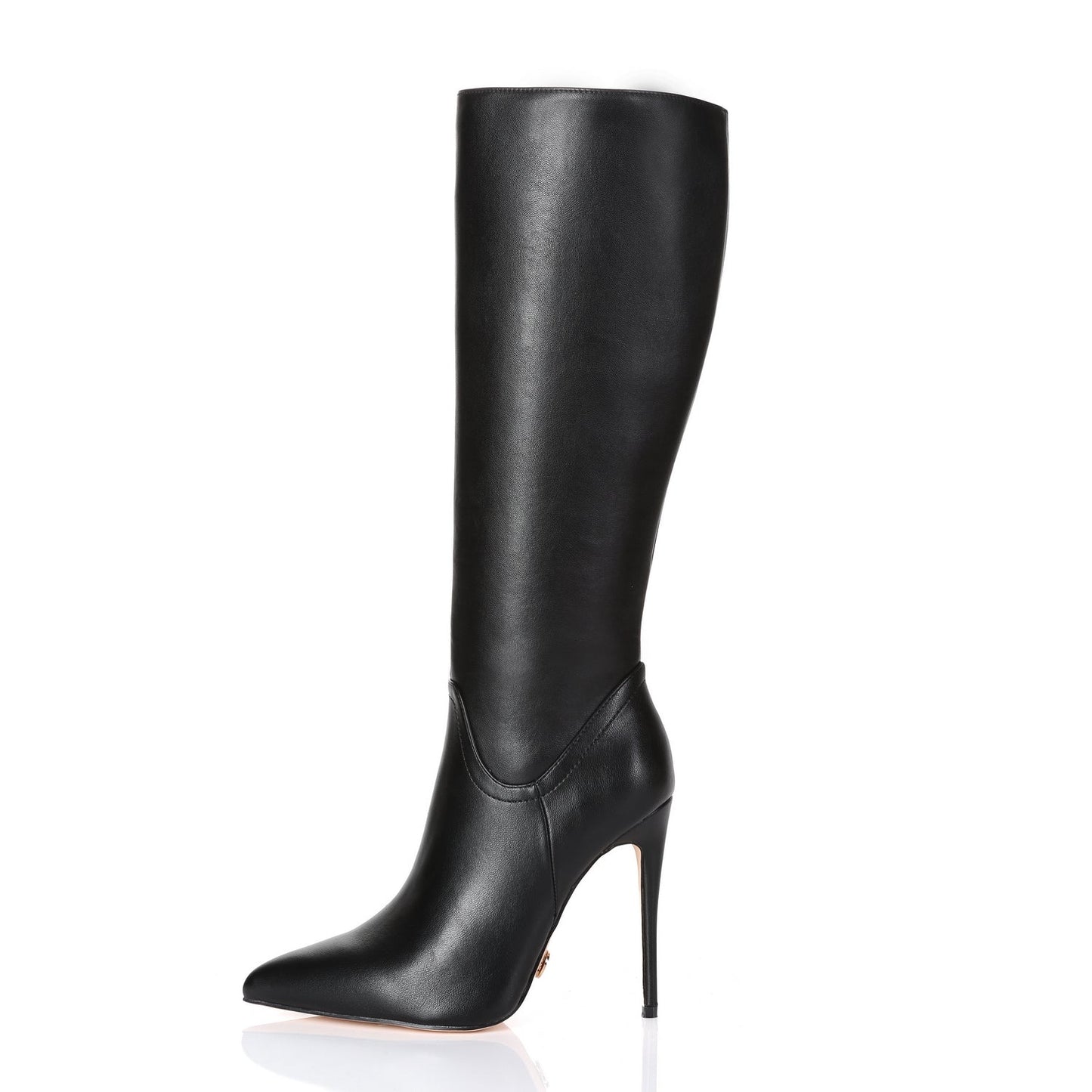 MILA BLACK MATTE