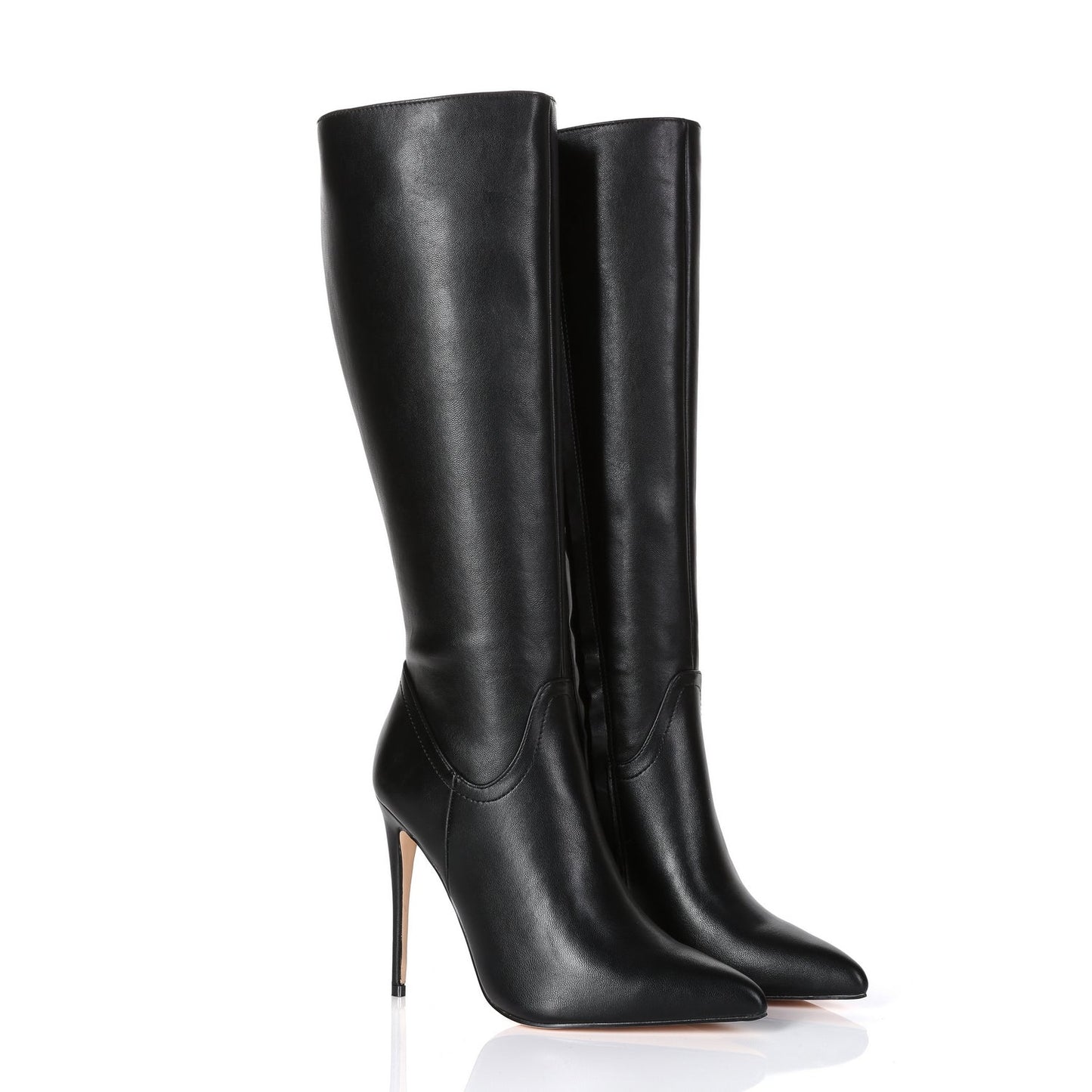 MILA BLACK MATTE