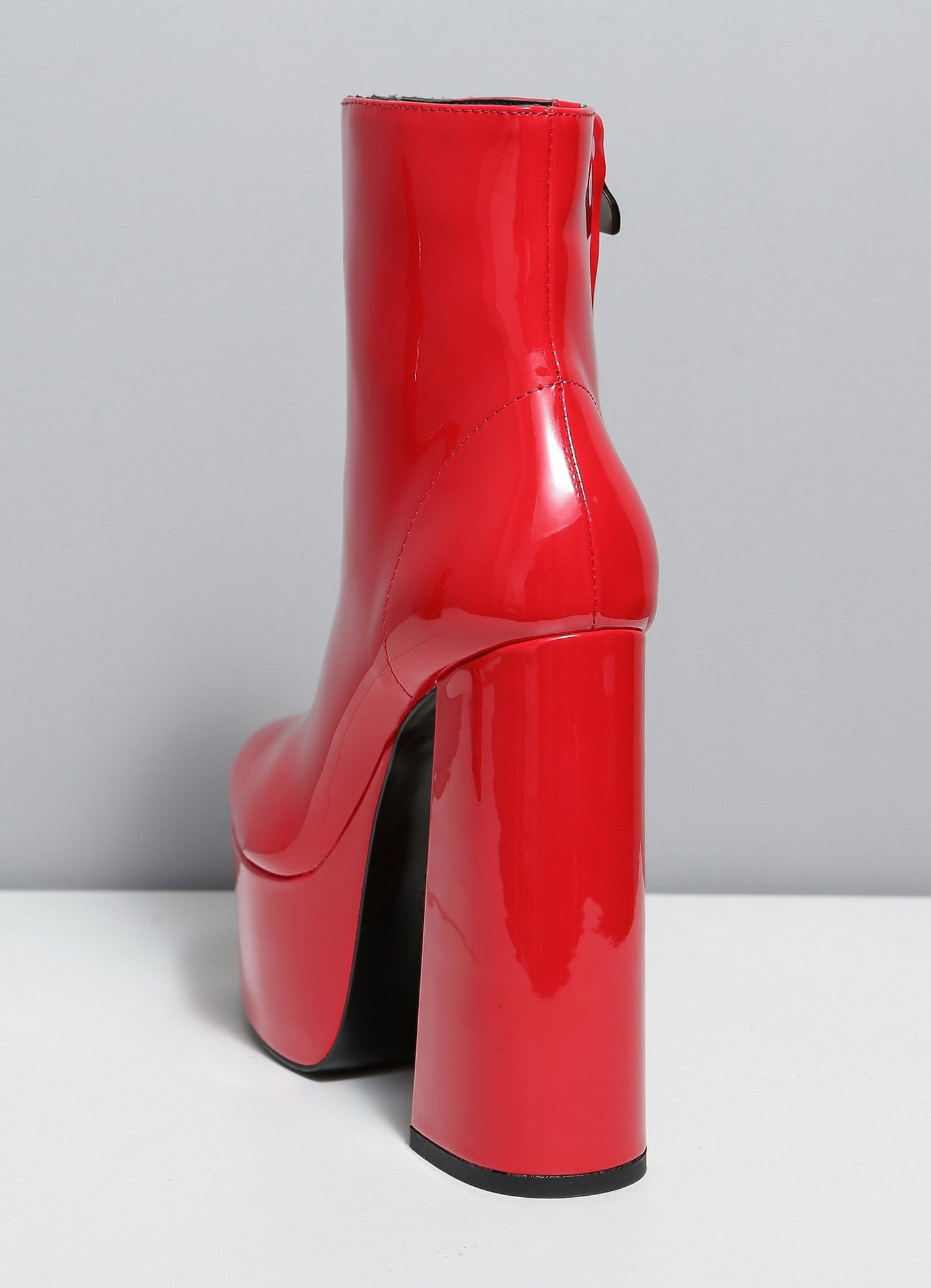 ANTONIA RED SHINY
