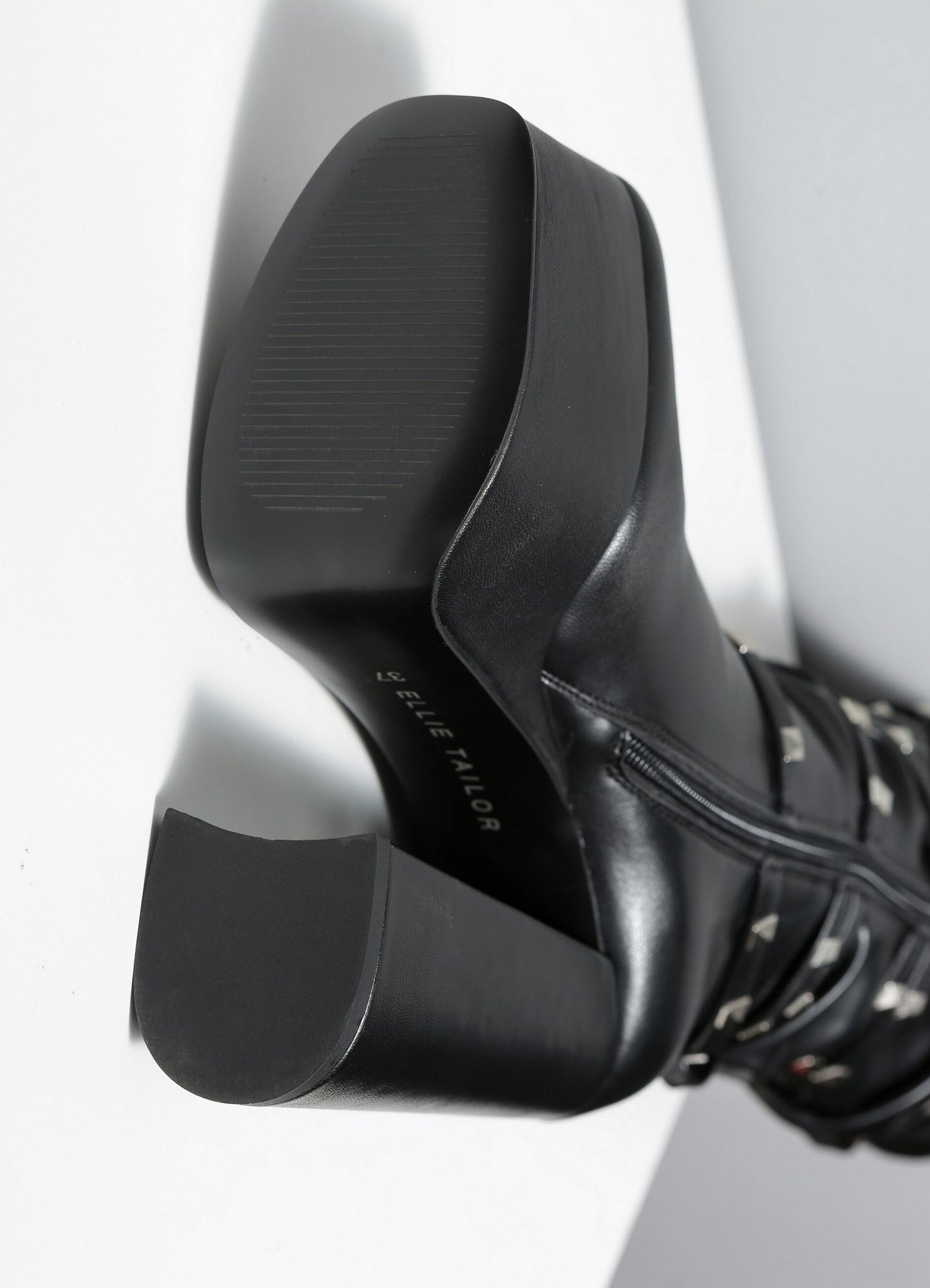 STRIDE BLACK MATTE