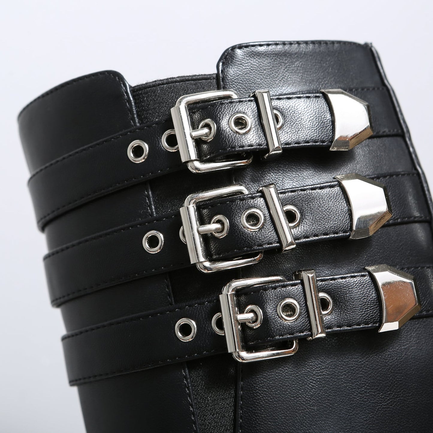 TACKLE BLACK MATTE