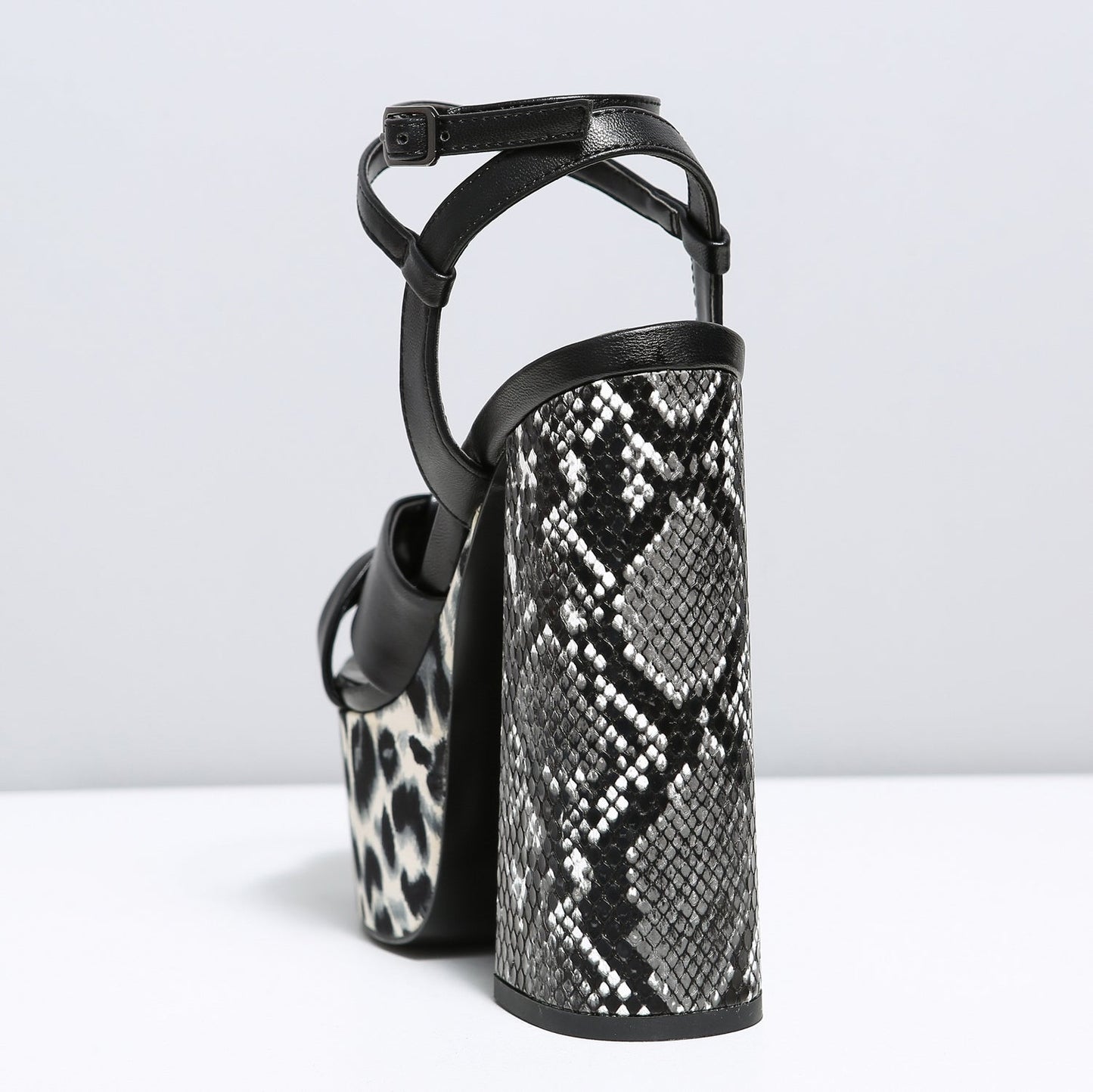 DOLLY LEO SNAKE
