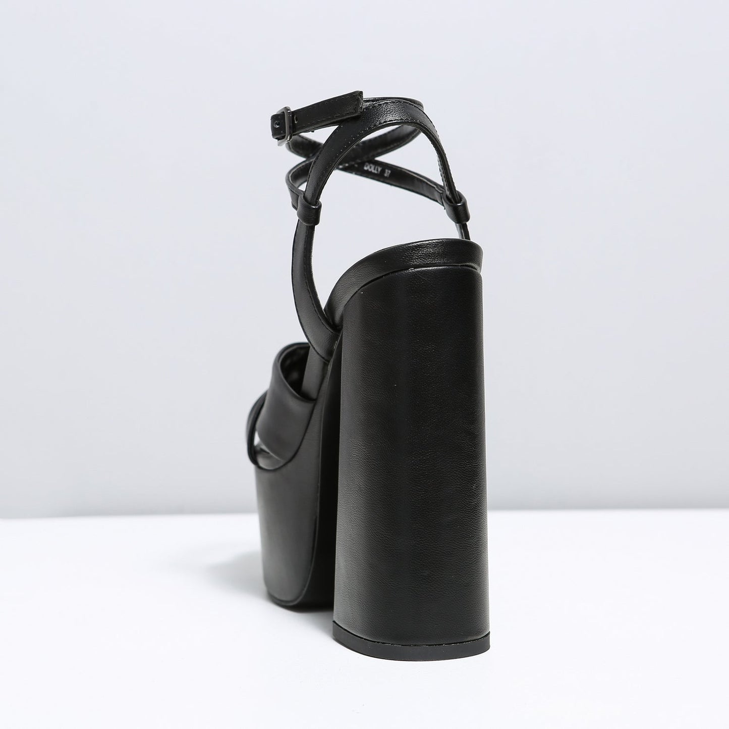 DOLLY BLACK MATTE