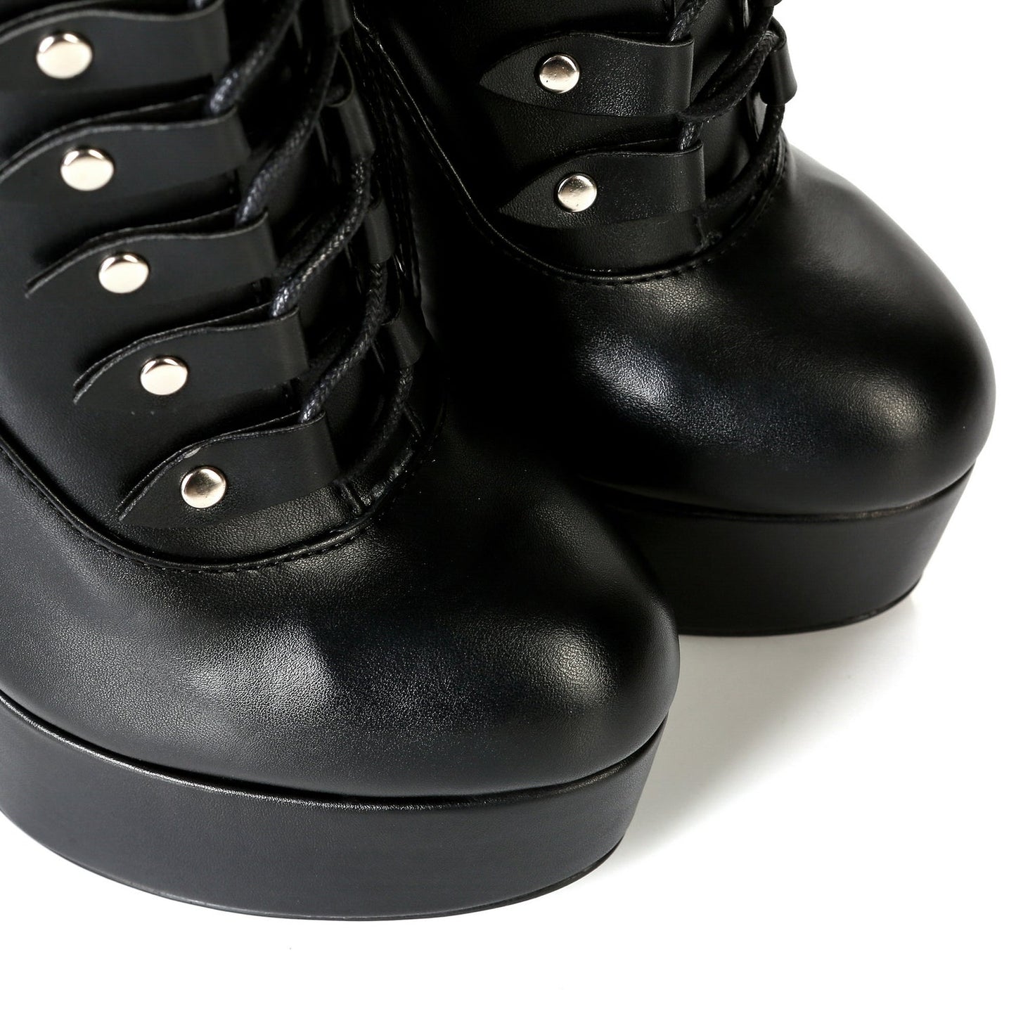 MAHAUTE BLACK MATTE