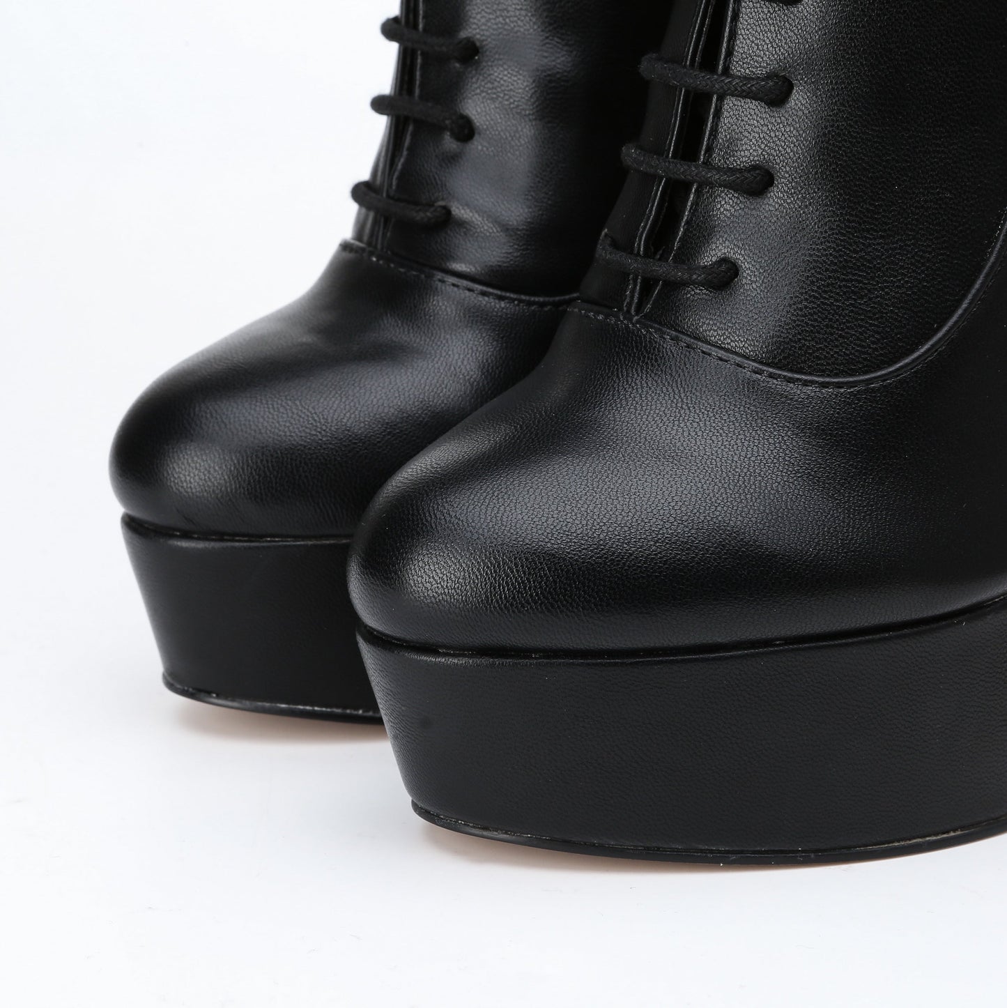 SADIE BLACK MATTE