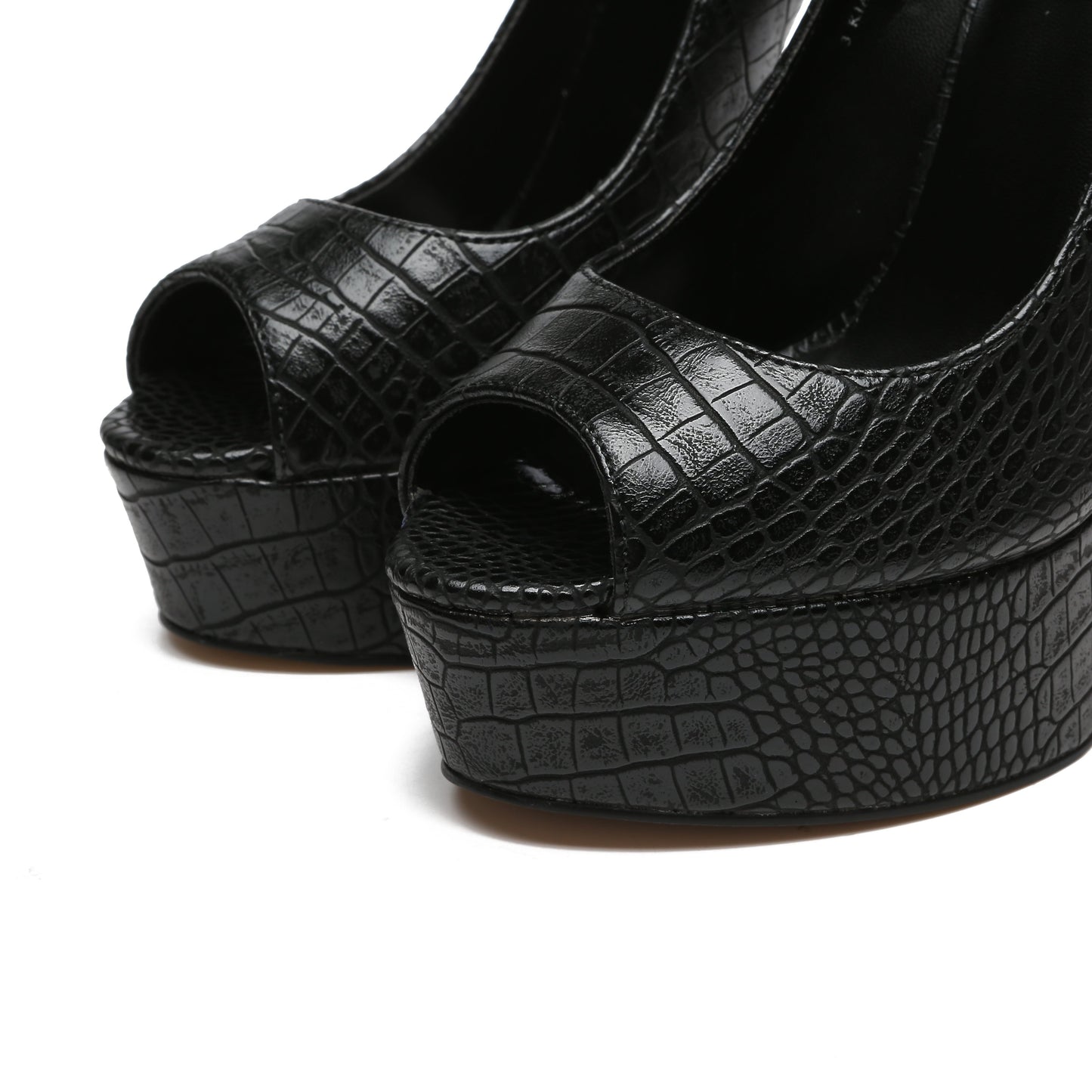 KIANNI BLACK CROCK