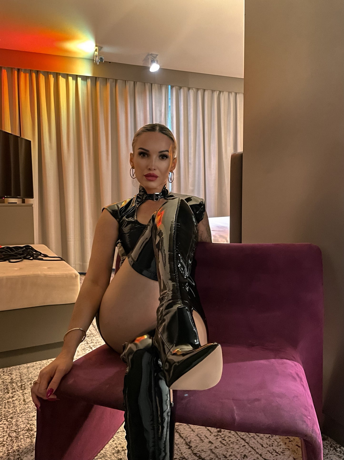 ARABELLA BLACK SHINY