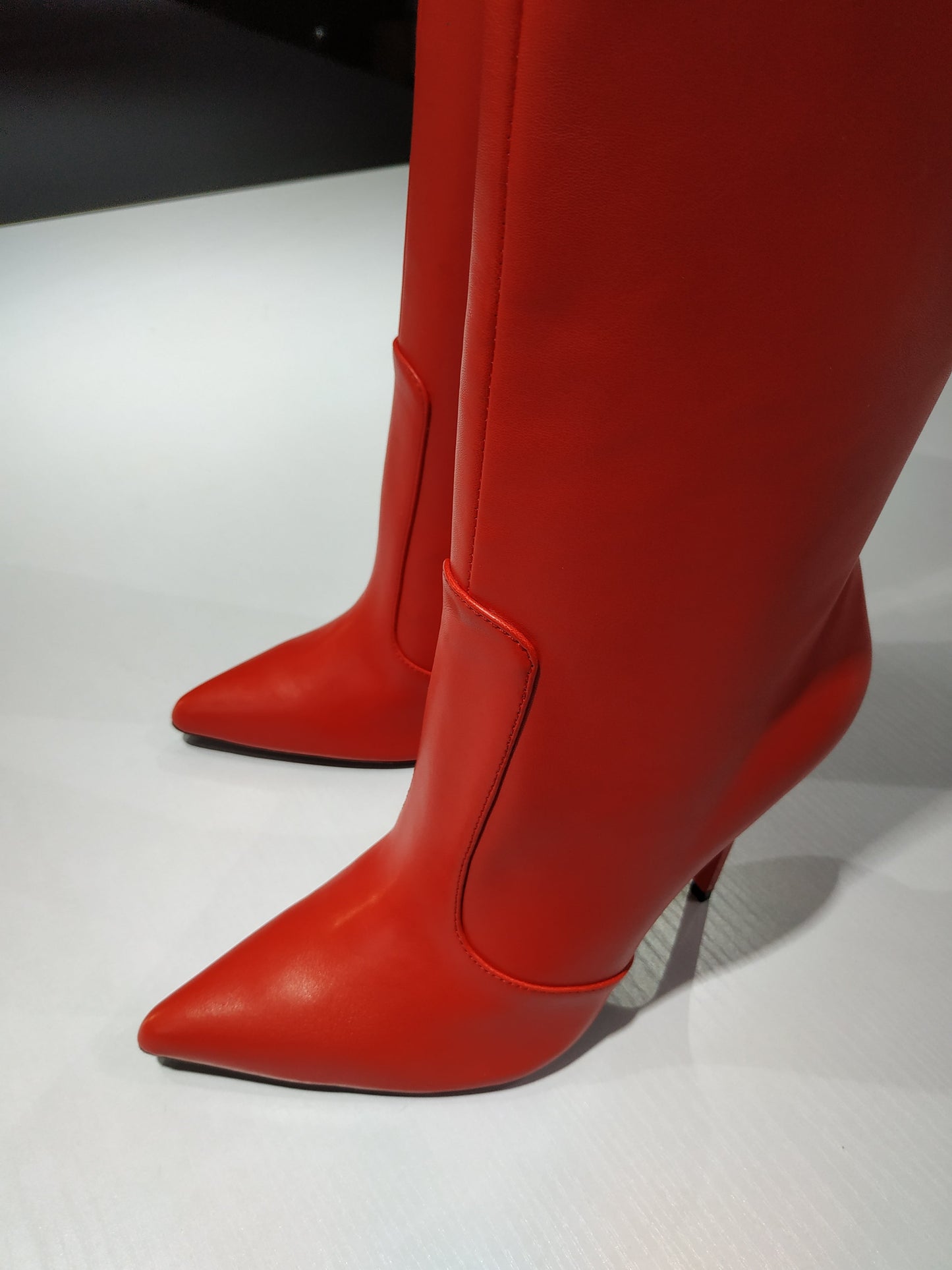 ZIRA , RED MATTE
