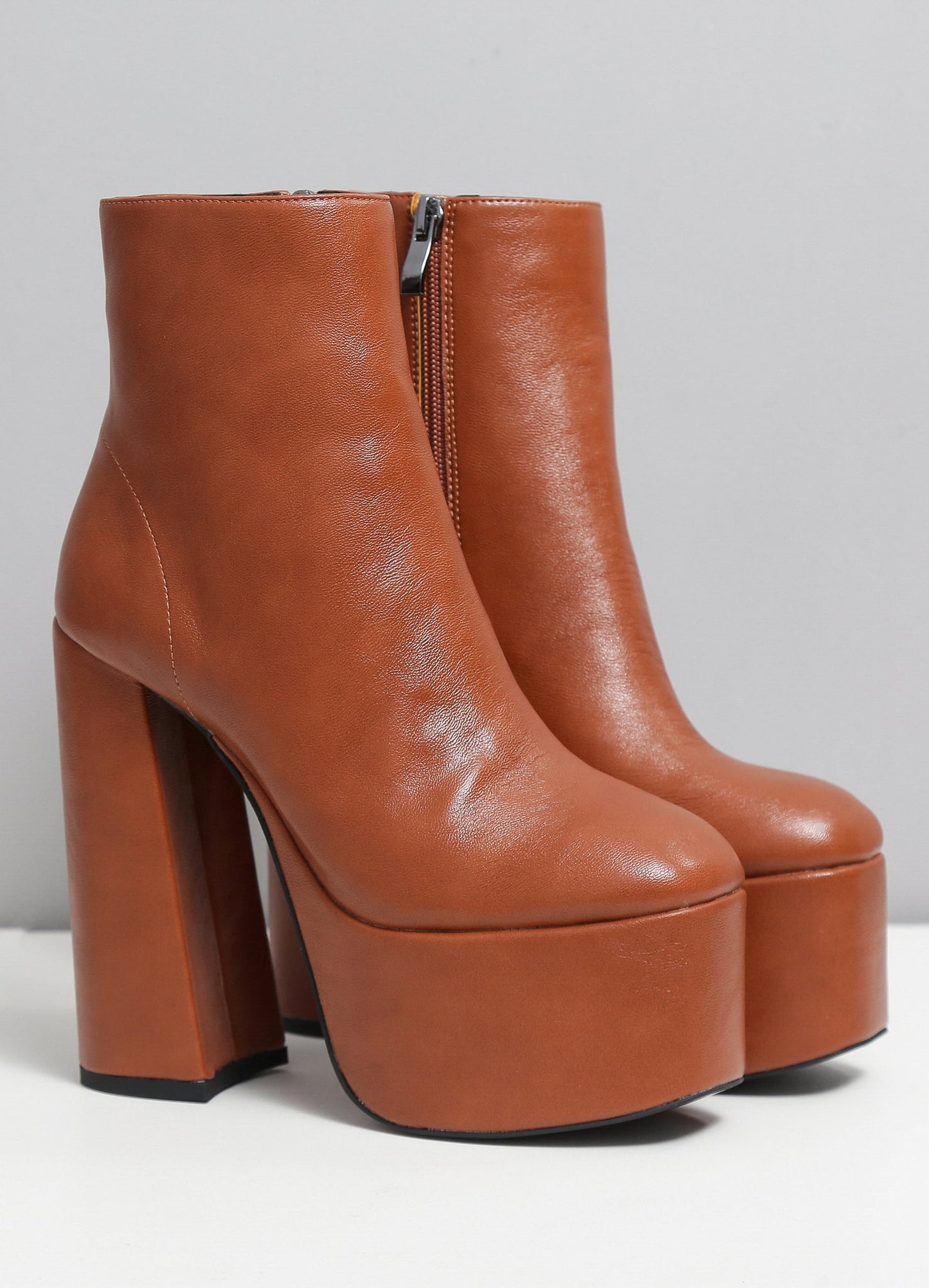 ANTONIA DARK BROWN