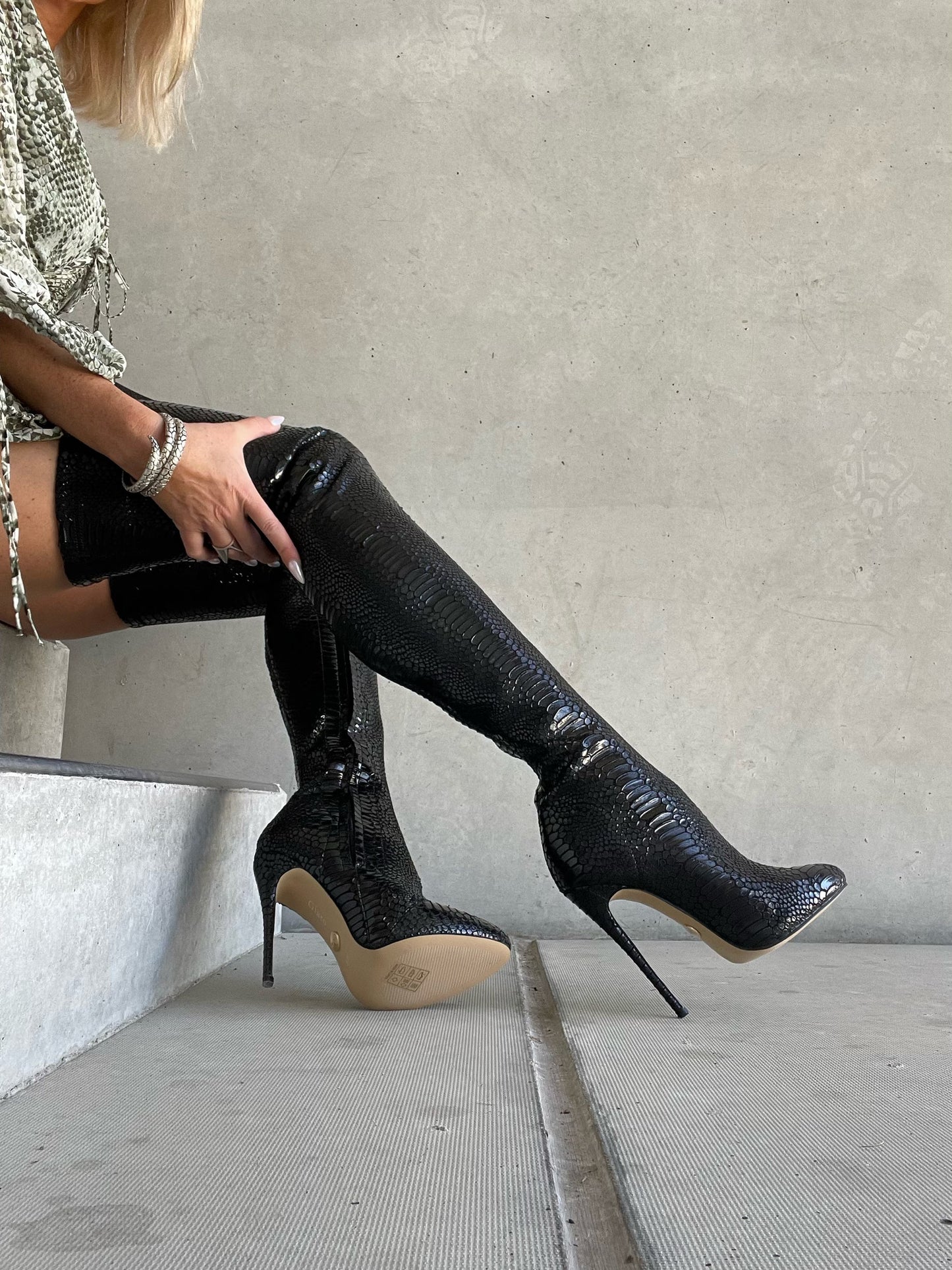 BELINDA BLACK SNAKE