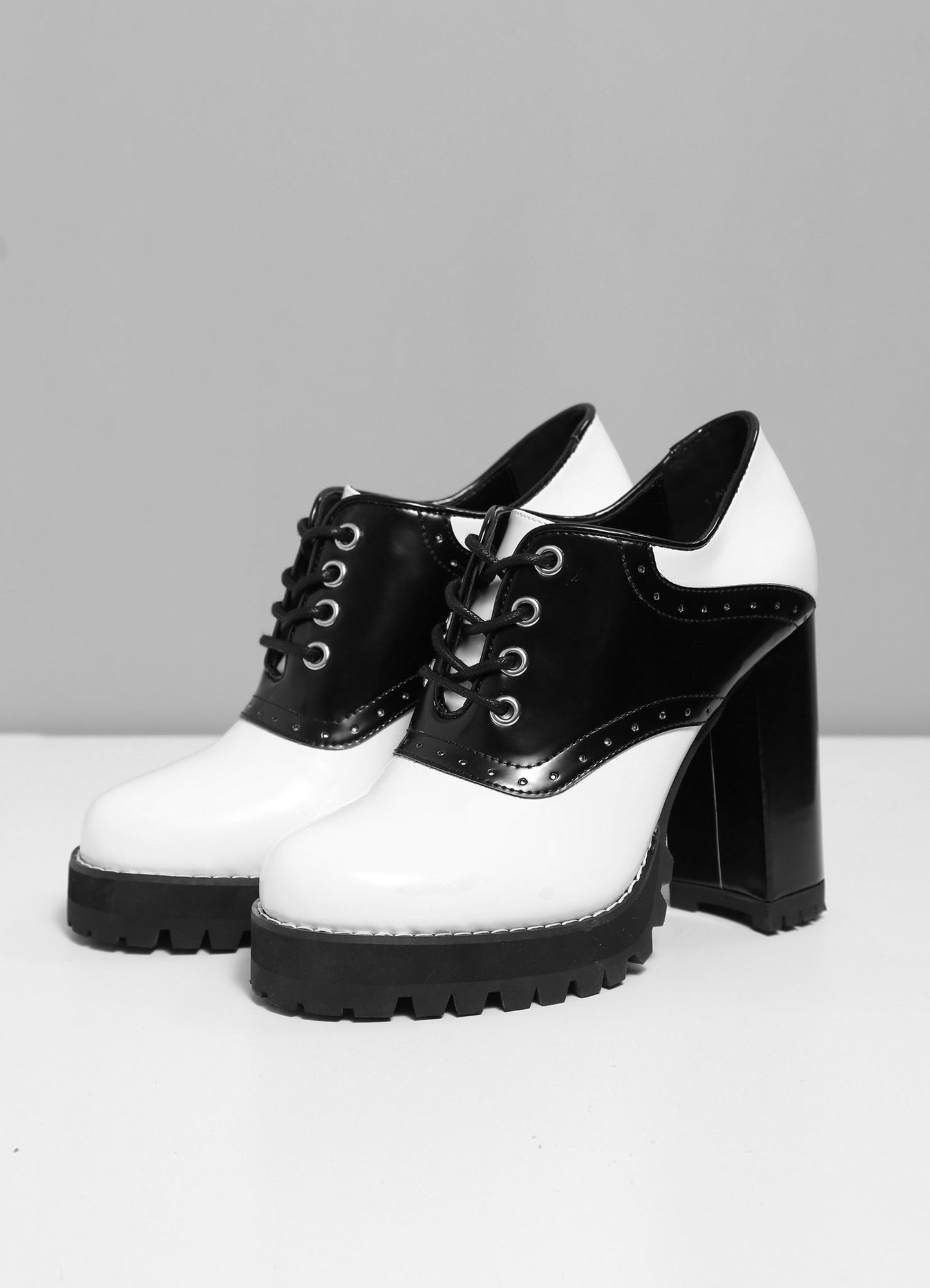 ALINA BLACK WHITE