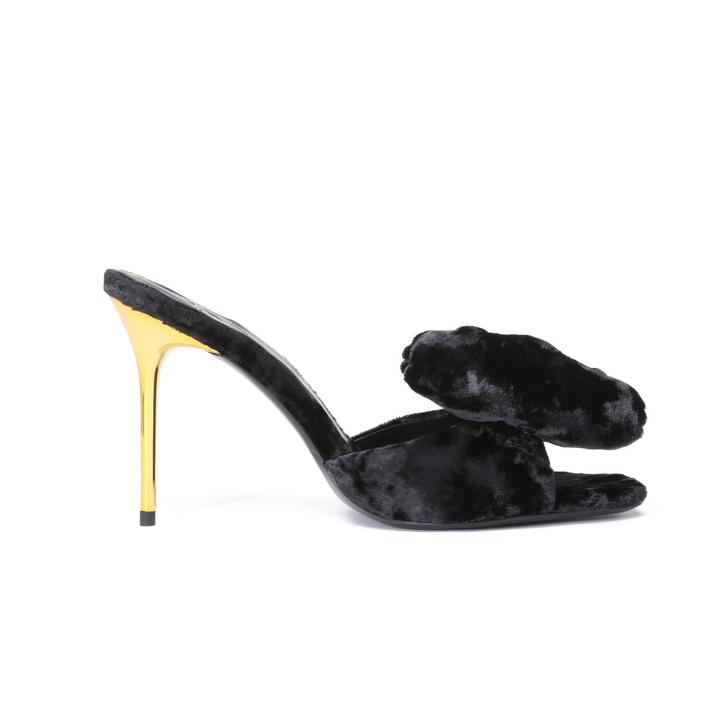 LOVELLA - BLACK VELVET