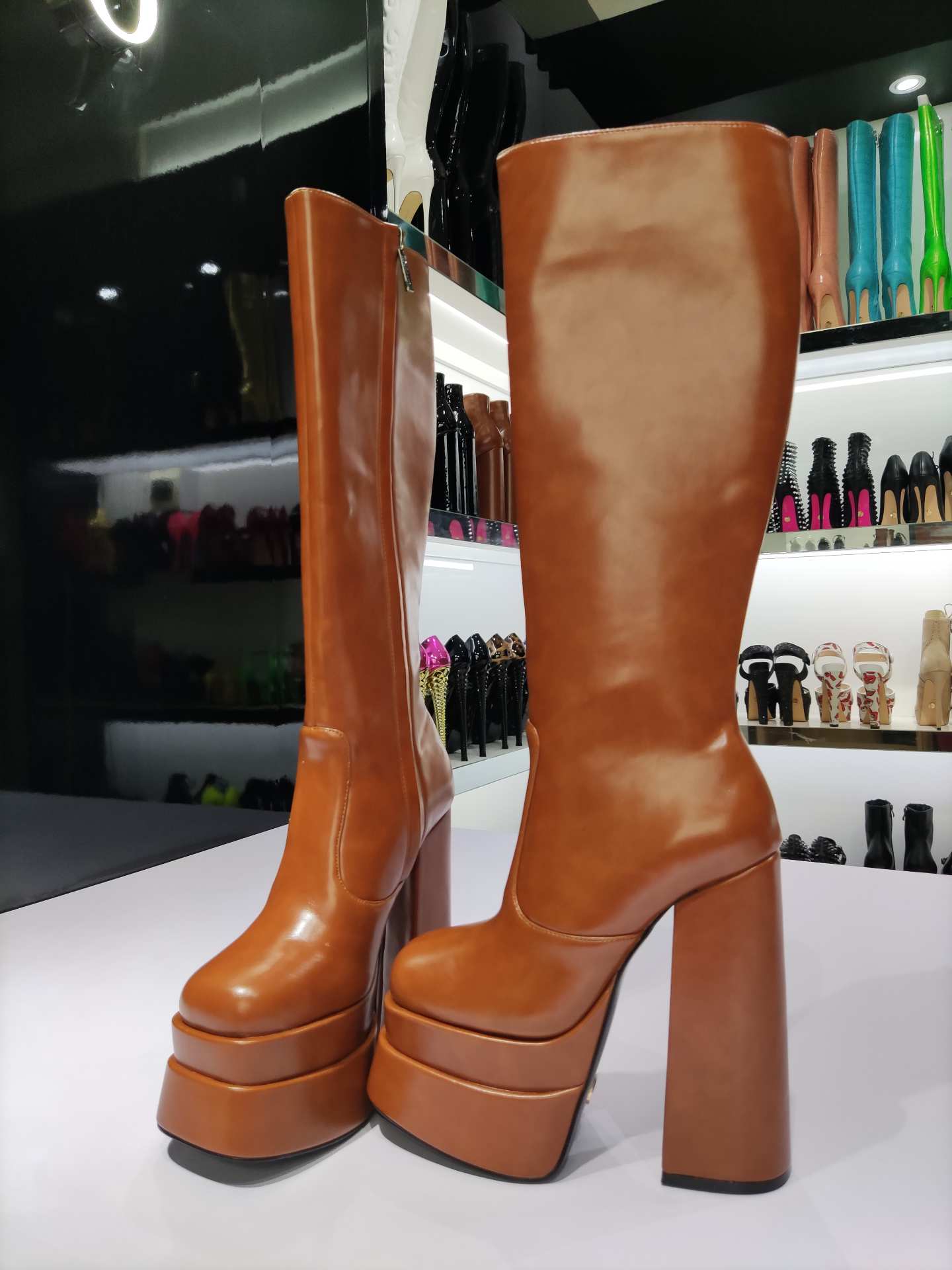 VIONNET BROWN MATTE