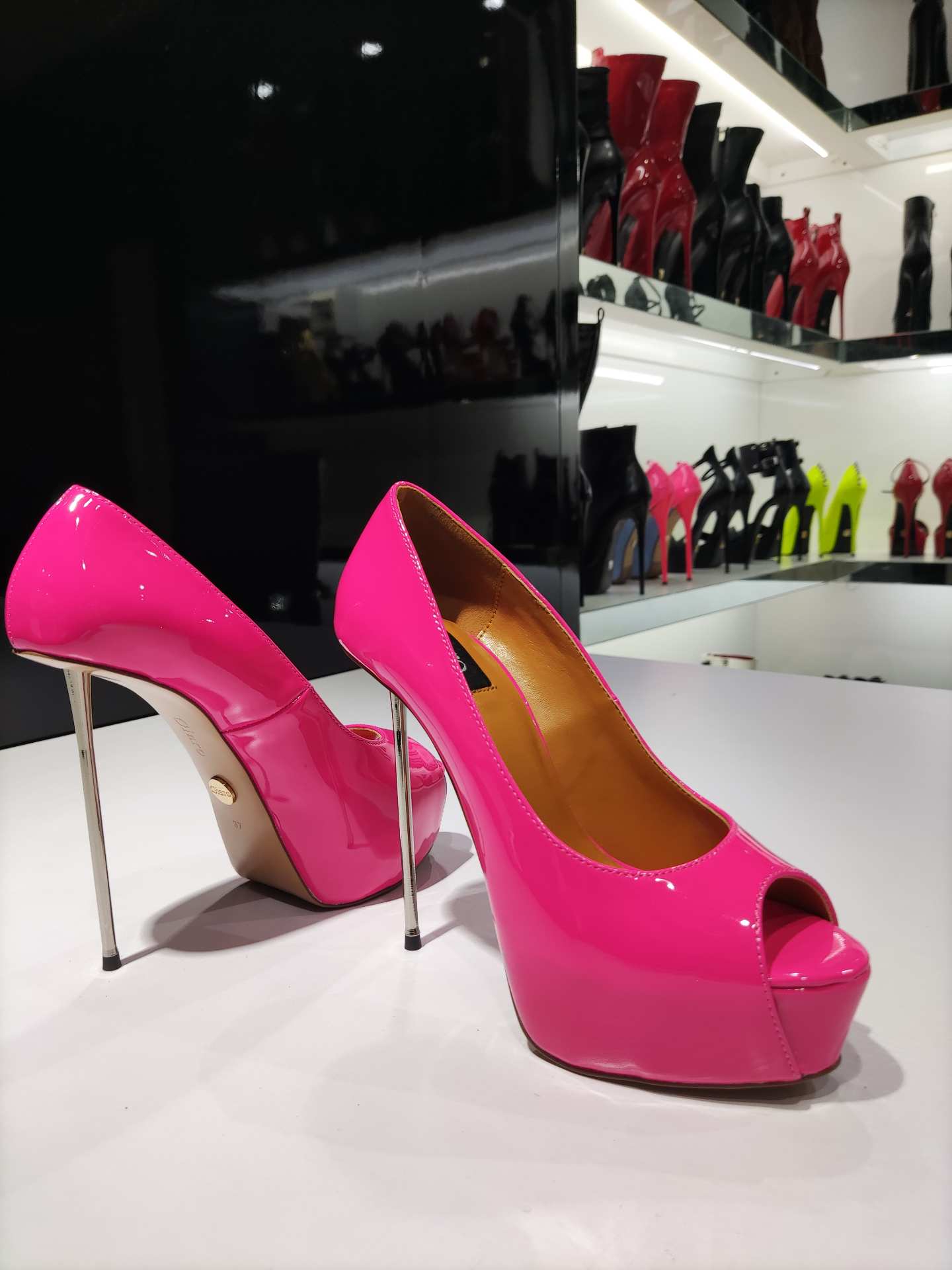 BELIZA FUCHSIA SHINY