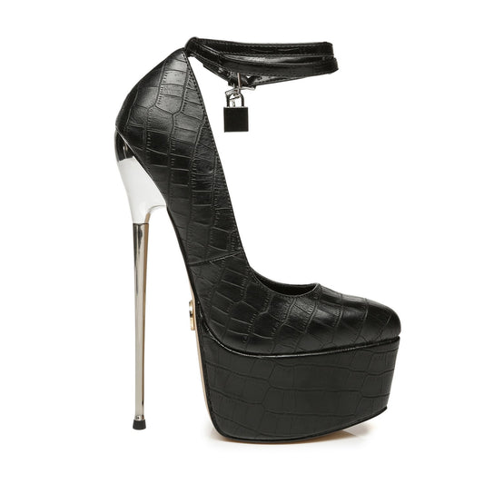 ESSENCE CROCK BLACK