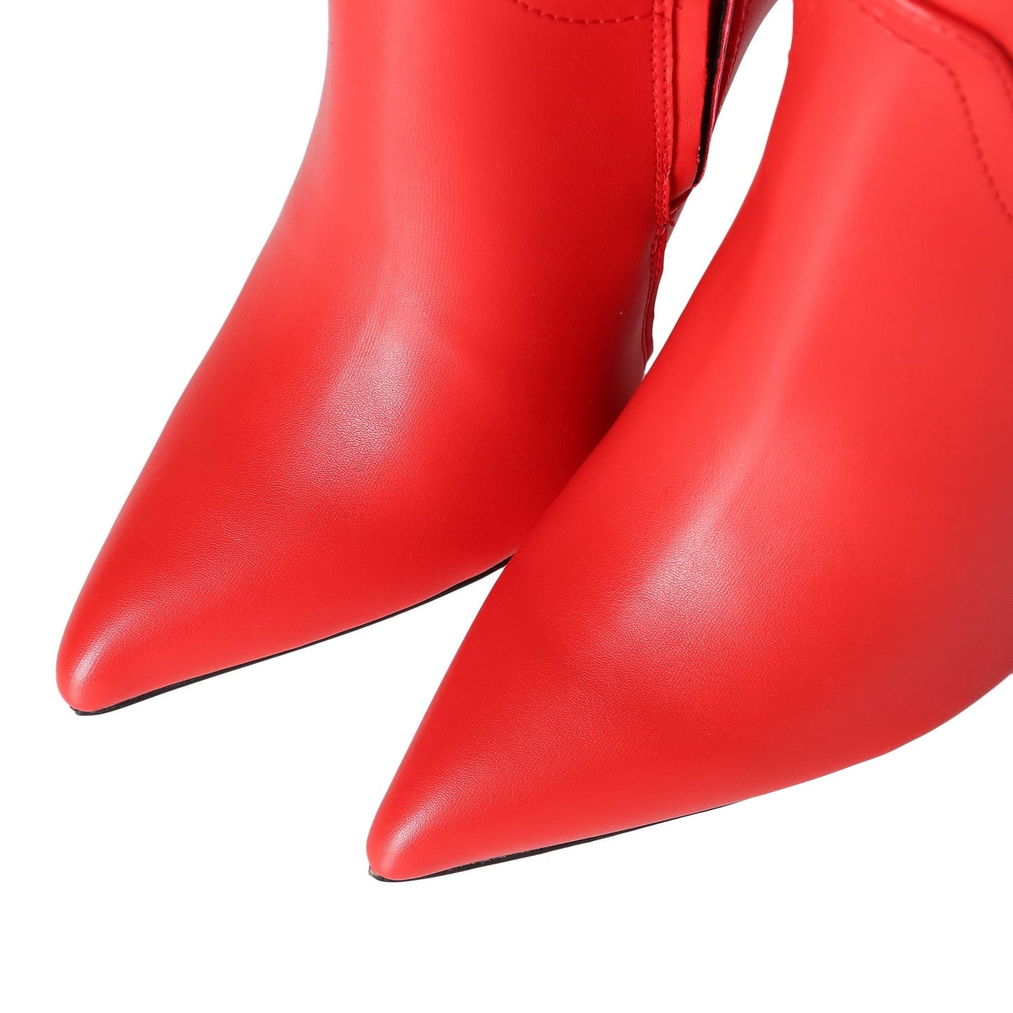 MILA RED MATTE