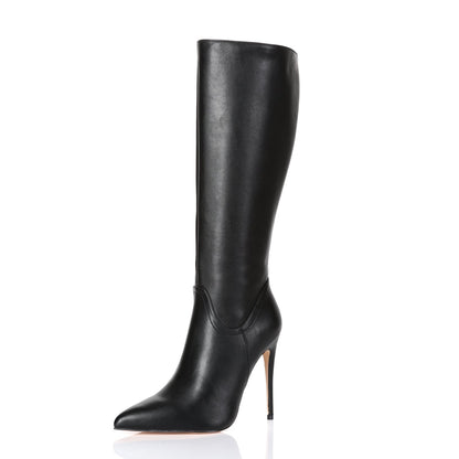MILA BLACK MATTE