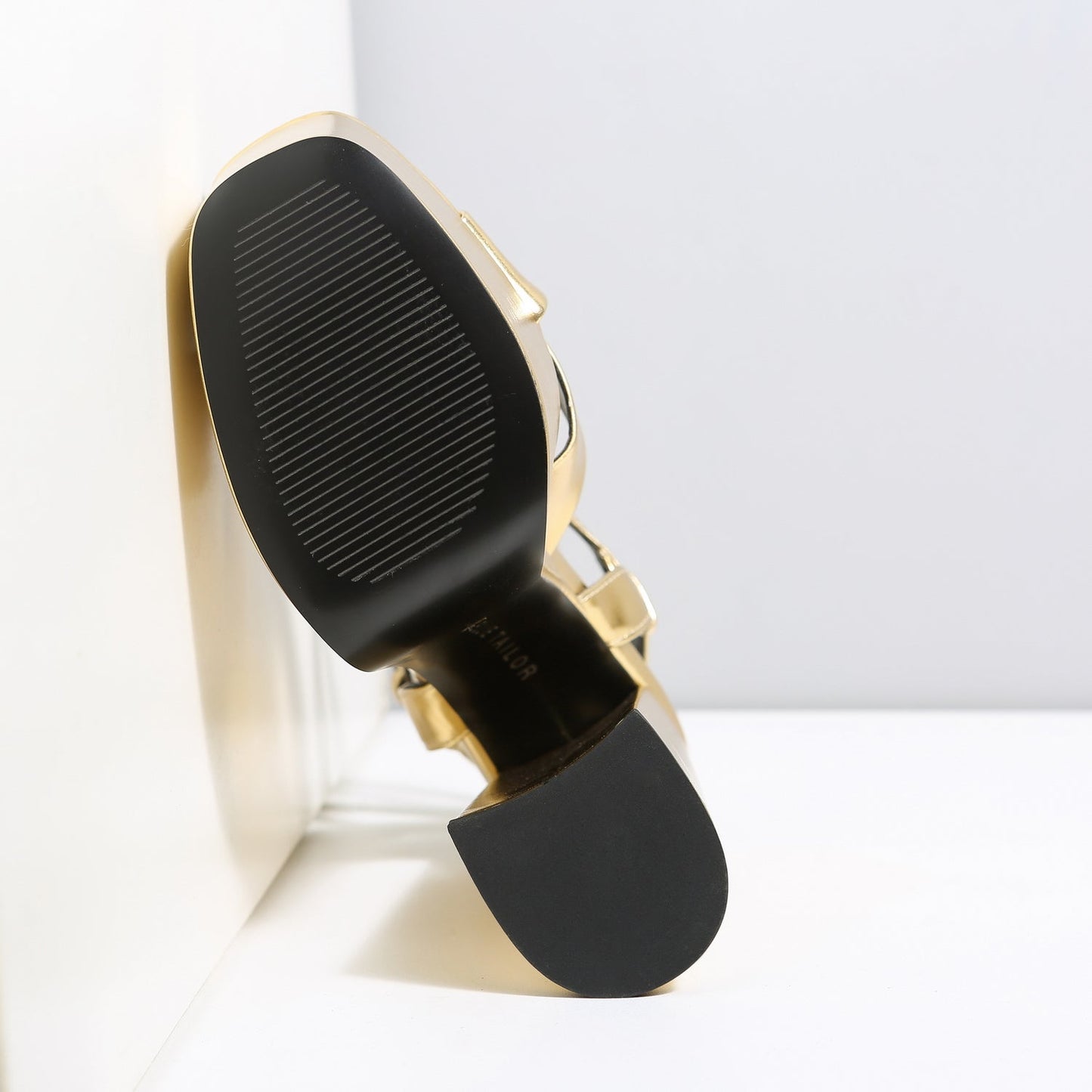 DOLLY GOLD MATTE