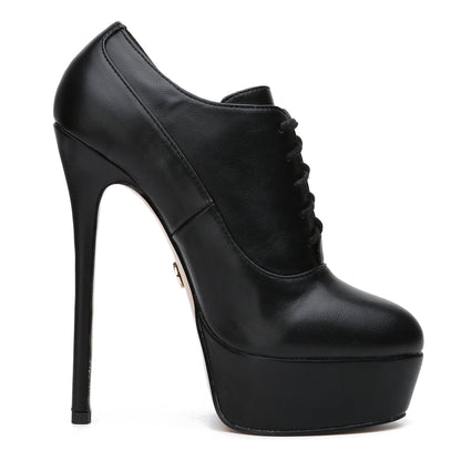SASSY BLACK MATTE