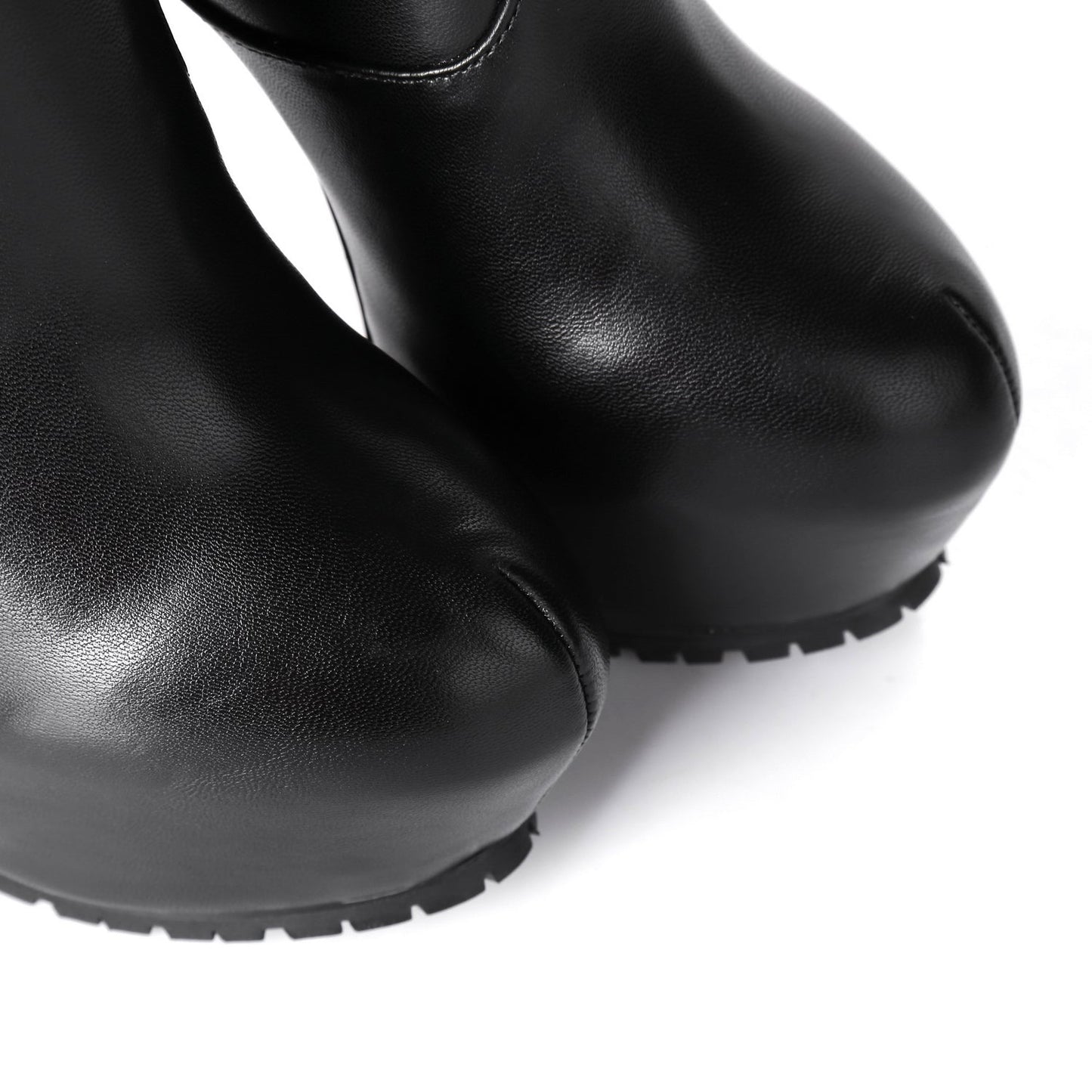 CAMERON BLACK MATTE